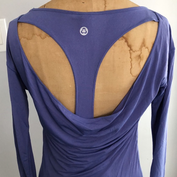 Titika long sleeve top - Picture 2 of 7